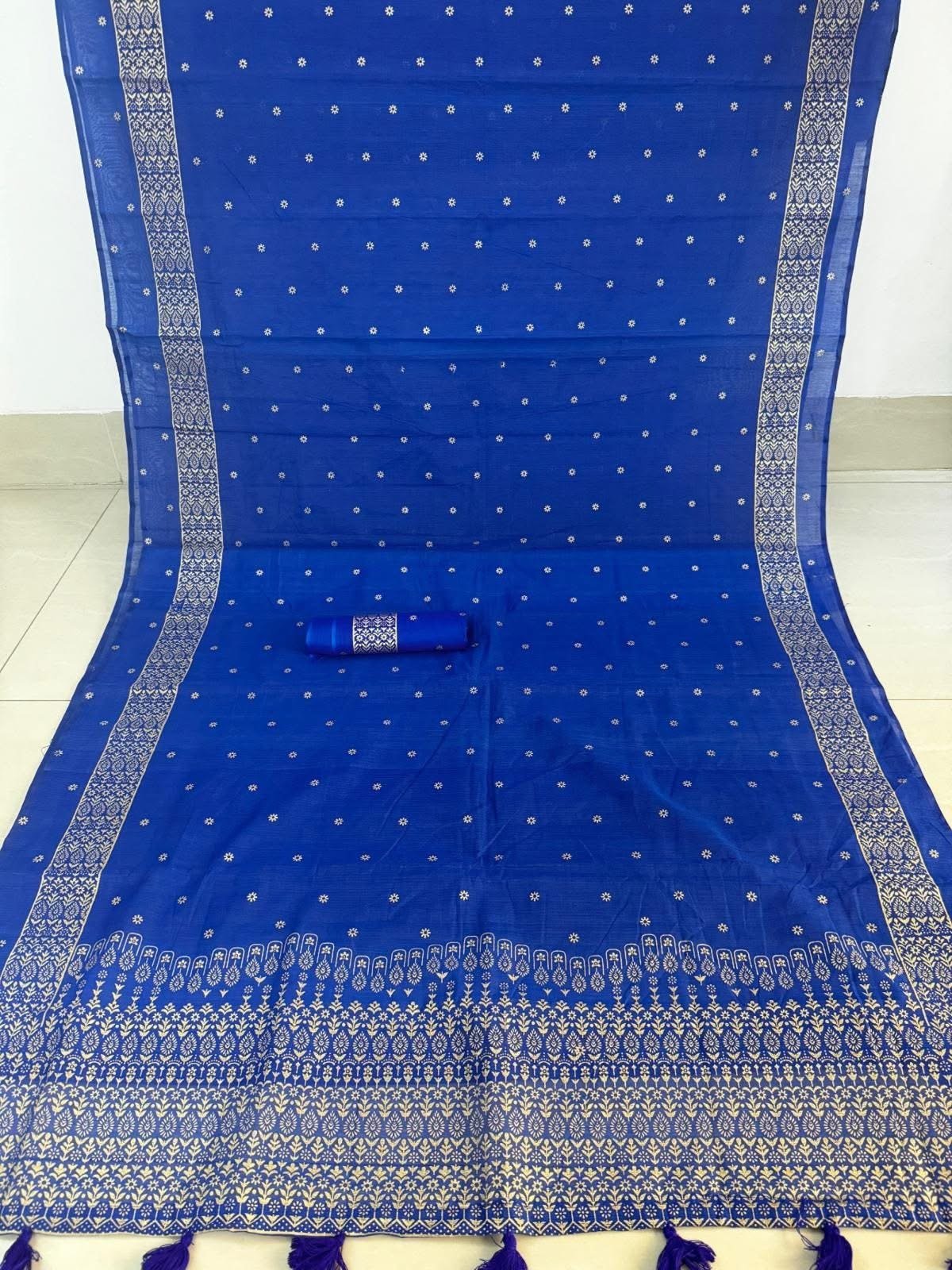 প্রিমিয়াম কোবাল্ট ব্লু সেমি মসলিন শাড়ি - Image 2