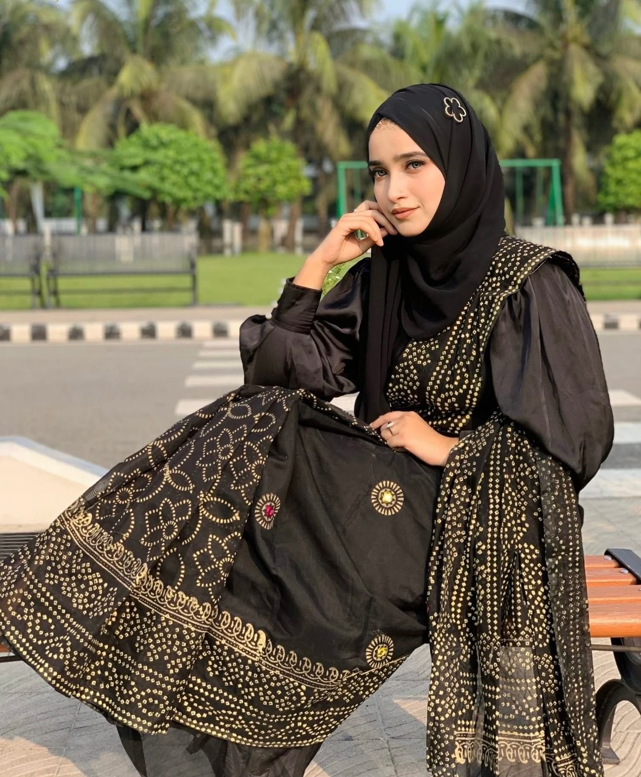 কালো চন্ডি শাড়ি - Image 4